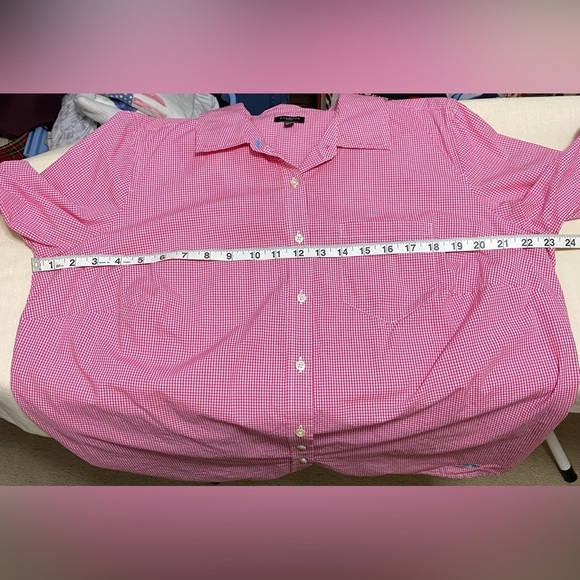 Talbots Woman Plus Size 1X Red & White Gingham Long Sleeve Button Front Shirt. - Picture 9 of 11